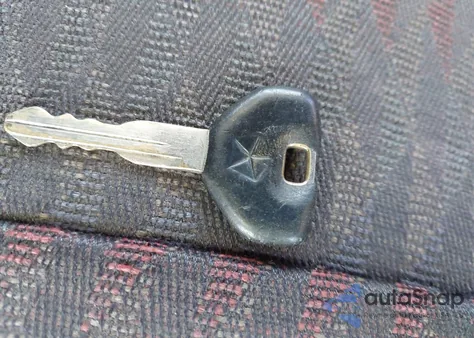 1999 Jeep Wrangler Se z USA, uszkodzony, nr VIN 1J4FY29P7XP405654